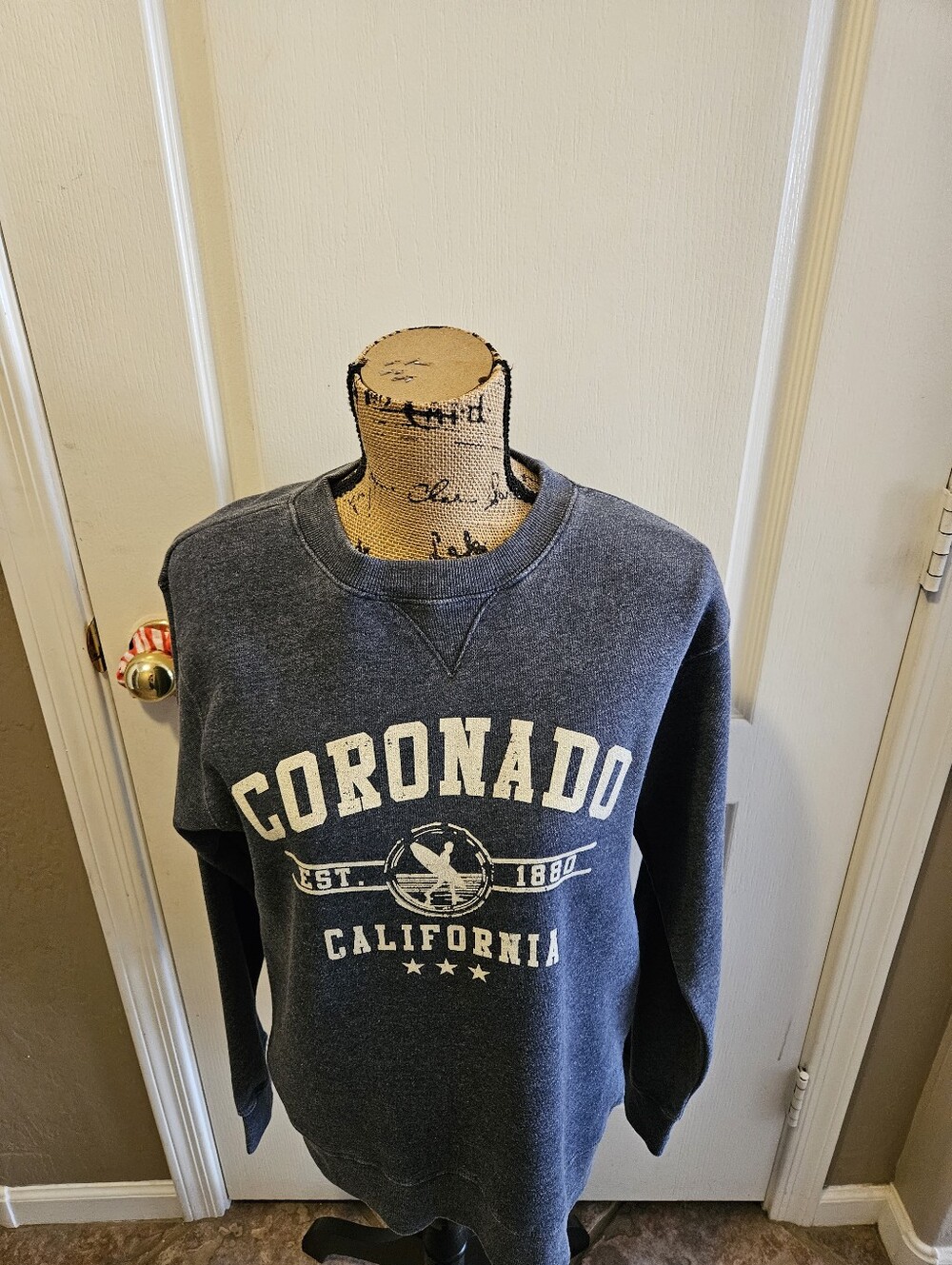 NWT ☆ Ocean Beach Sportswear Sweatshirt, Size Medium, Brand NEW!